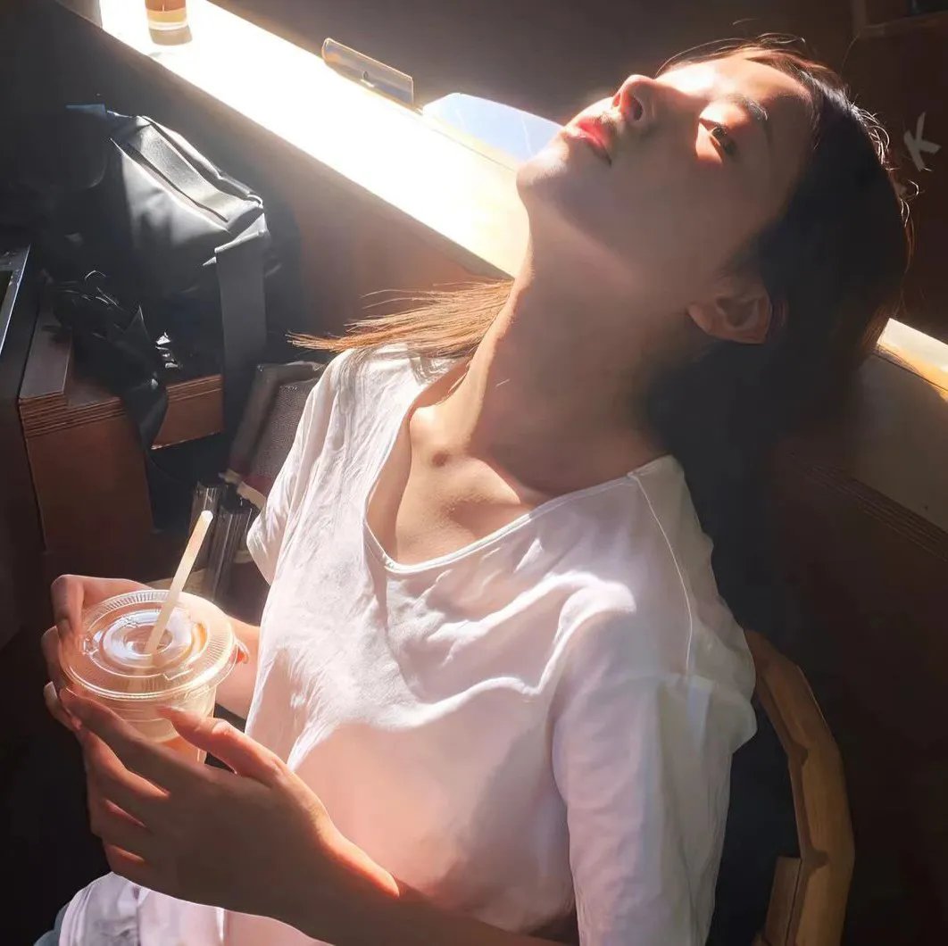 无限春光27 封面
